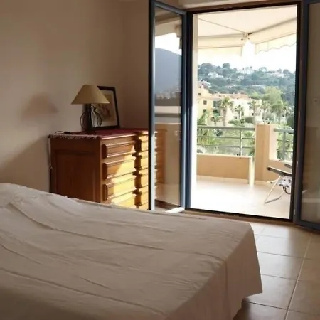 Climatise Avec 2 Chambres, Terrasse Et Garage A - Fr-1-100-218 Cavalaire-sur-Mer
